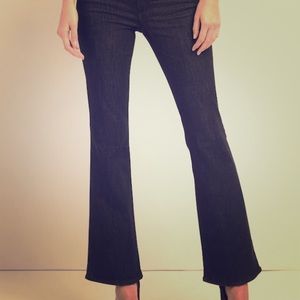 Brand NWT GAP Mid Rise Perfect Bootcut Sculpt Jean